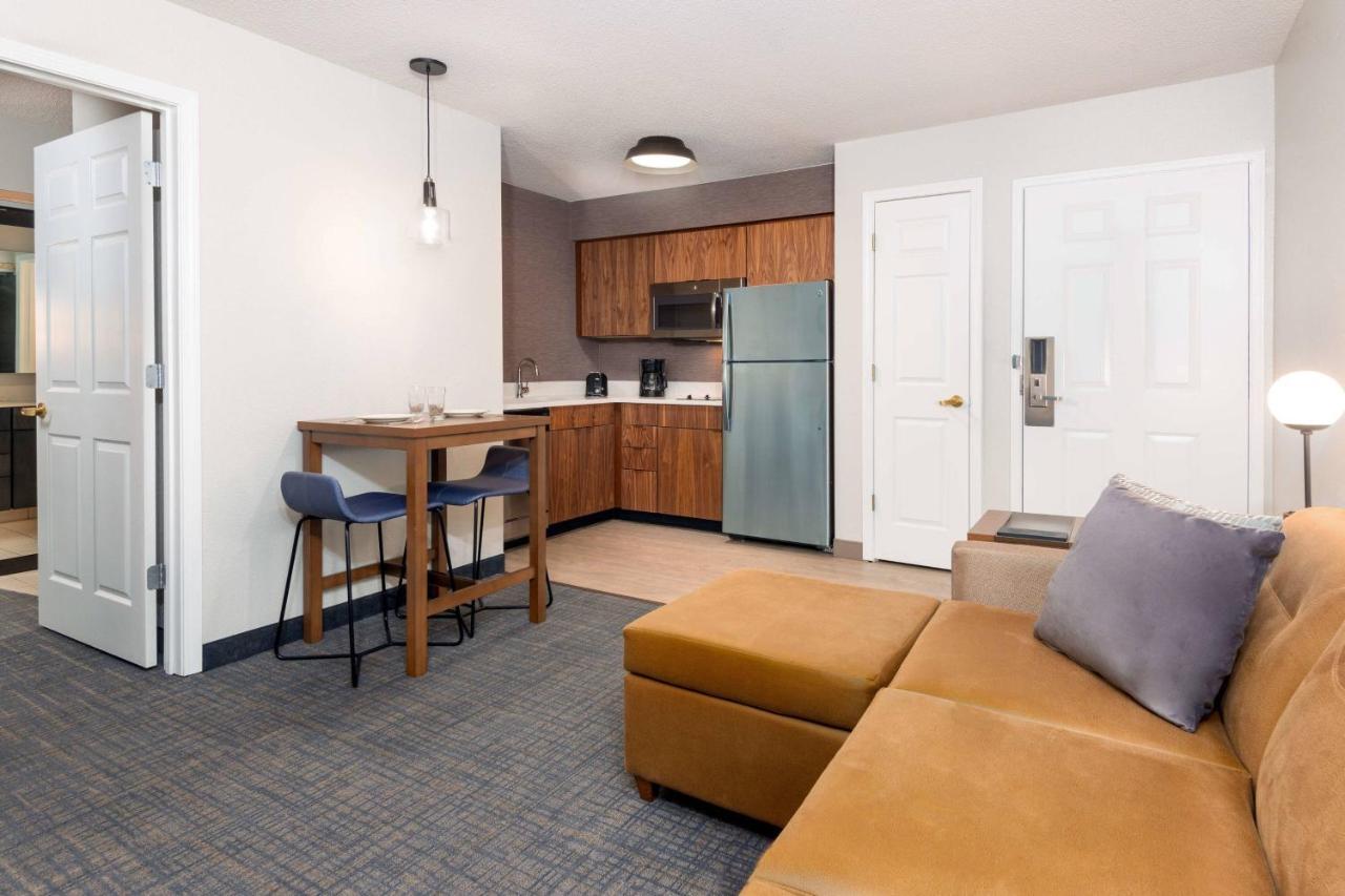 Residence Inn By Marriott Boston Brockton/Easton Exterior photo